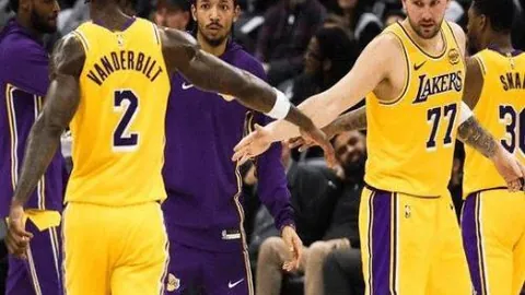 快船交易保罗前后胜率对比：238升至619